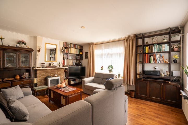 Hoekwoning te koop: Nieuwstraat 19, Asperen