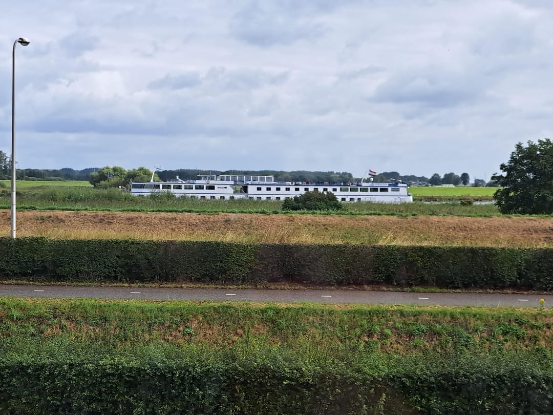 Photo 32 of IJsselwaard 16