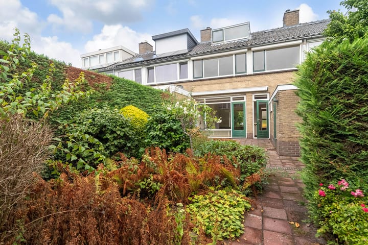 Tussenwoning te koop: Meester Philipslaan 25, Rijswijk (Zh)