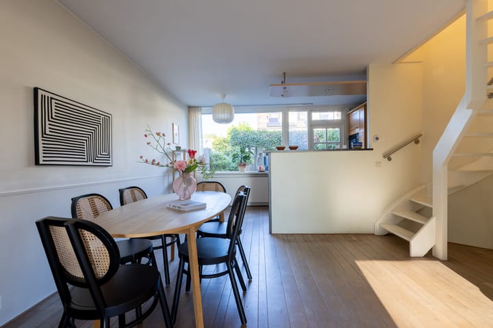 Tussenwoning te koop: J.A.Fijnvandraatlaan 123, Weesp