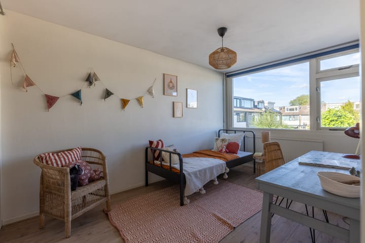 Tussenwoning te koop: J.A.Fijnvandraatlaan 123, Weesp