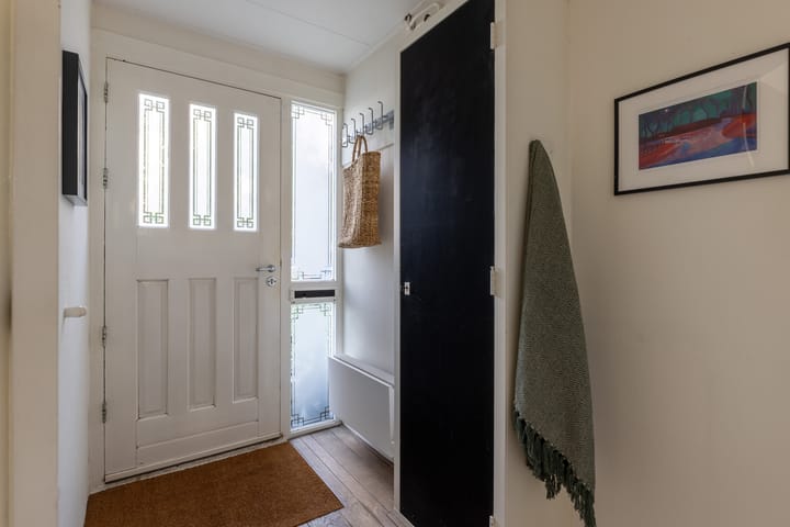 Tussenwoning te koop: J.A.Fijnvandraatlaan 123, Weesp