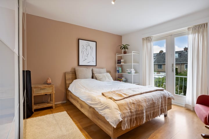 Tussenwoning te koop: Oldenhoff 37, Abcoude