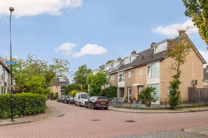 Tussenwoning te koop: Oldenhoff 37, Abcoude