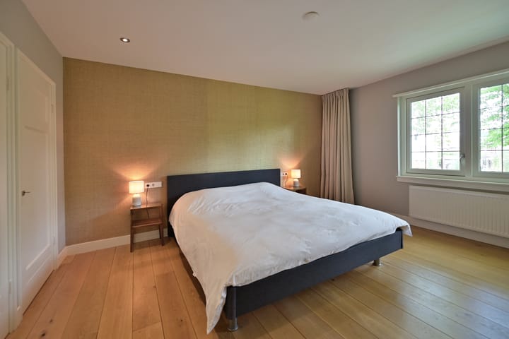 Tussenwoning te koop: van Ostadelaan 34, Naarden