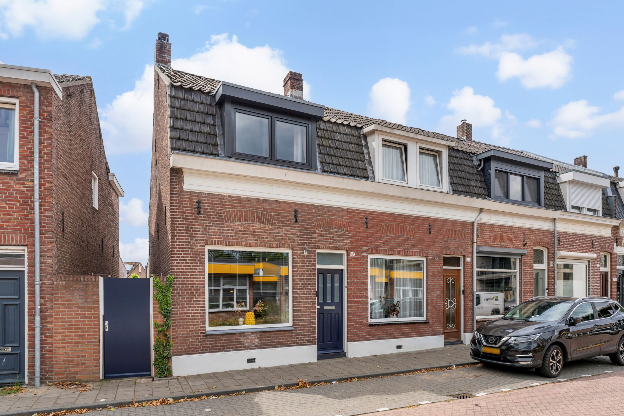 Photo 33 of Don Sartostraat 27
