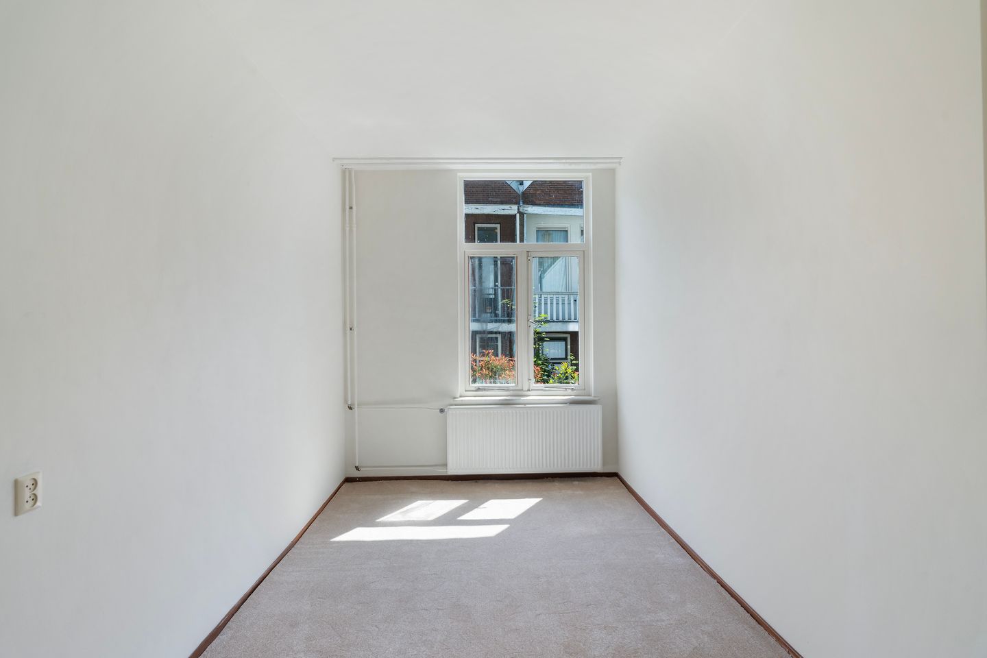 Photo 19 of Paulus Potterstraat 44
