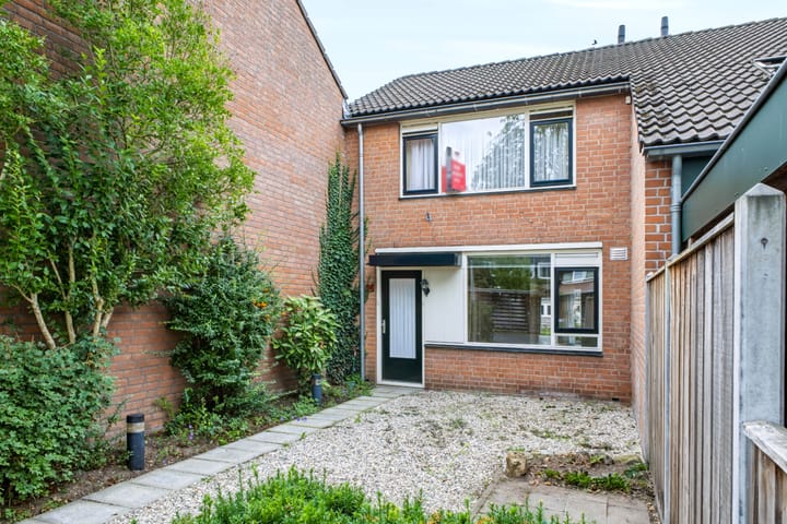Tussenwoning te koop: Bachlaan 25, Voorthuizen