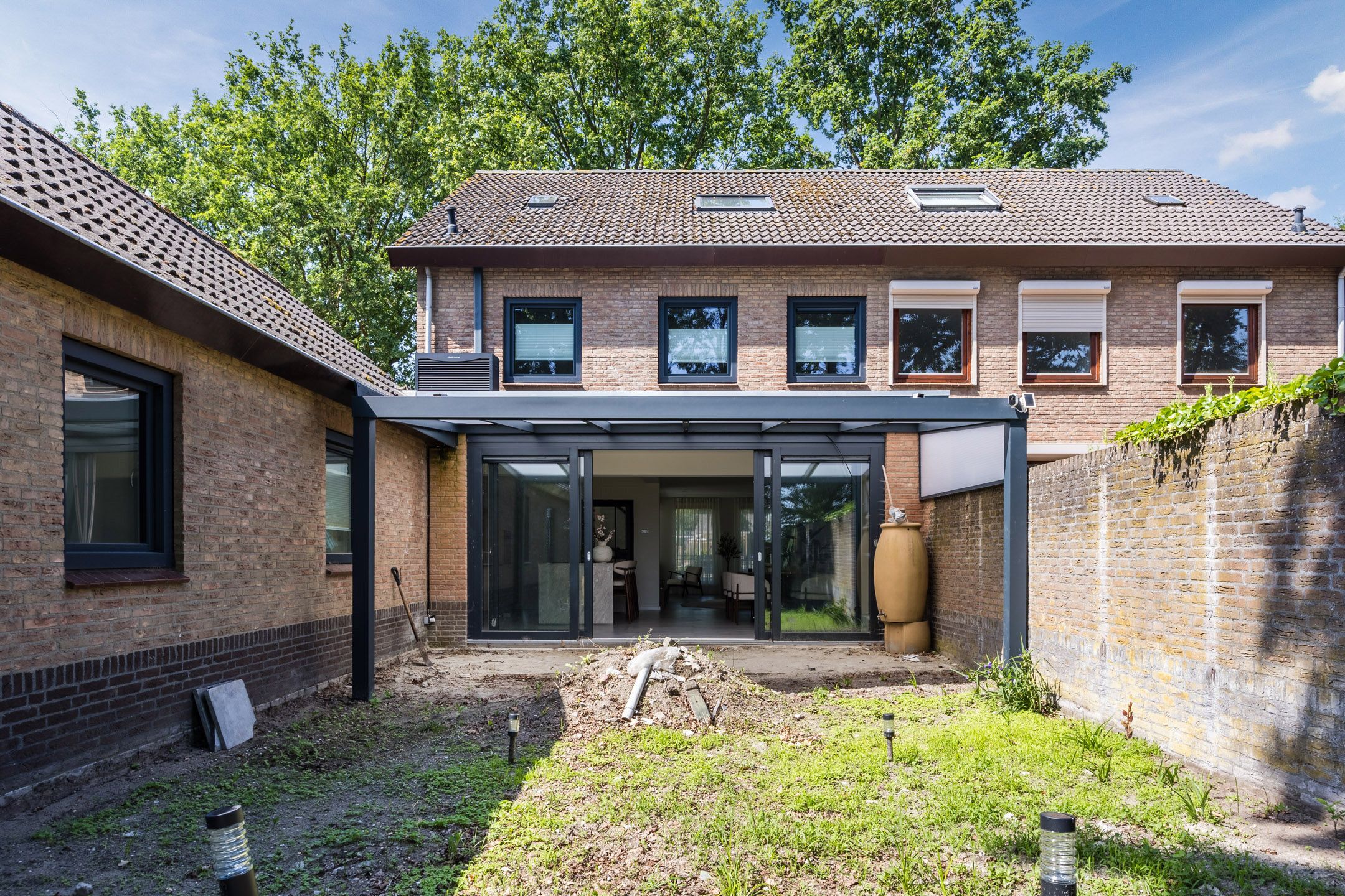 Photo 51 of Wethouder Bogersstraat 2-A