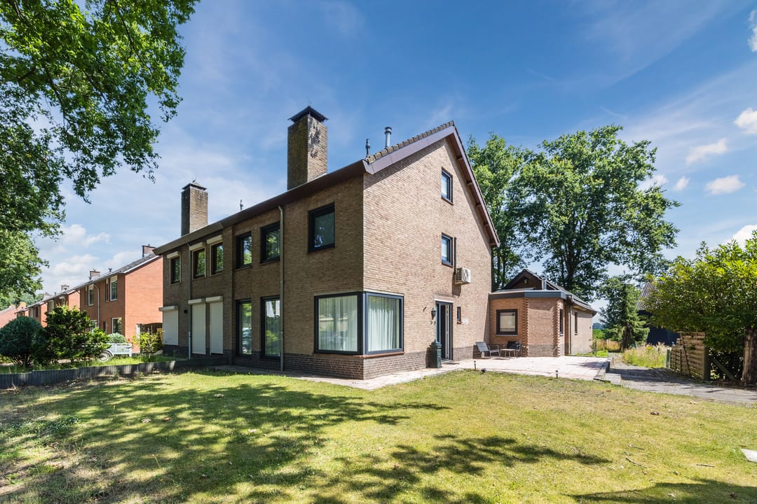 Photo 56 of Wethouder Bogersstraat 2-A