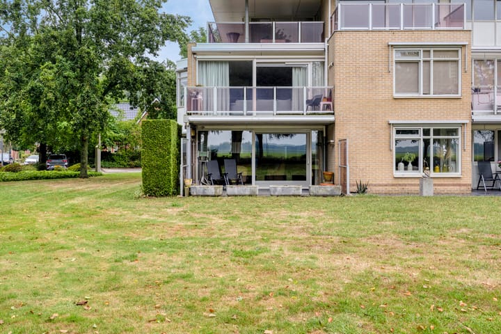 Foto 2 van Schoolstraat 6