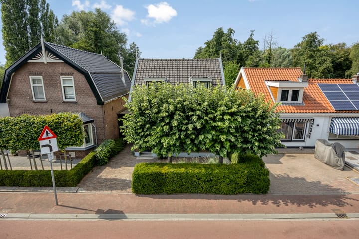 Vrijstaande woning te koop: Kerkstraat 25, Hendrik-Ido-Ambacht