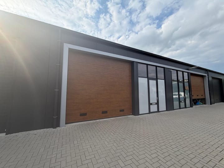 de Veiling 6-b, Zetten
