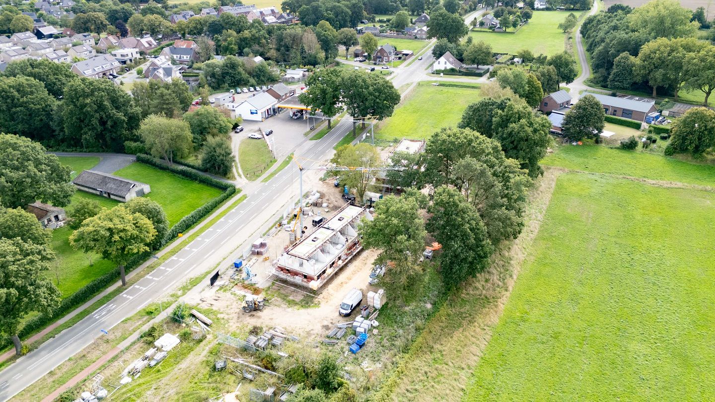 Foto 10 van Rijksweg 12