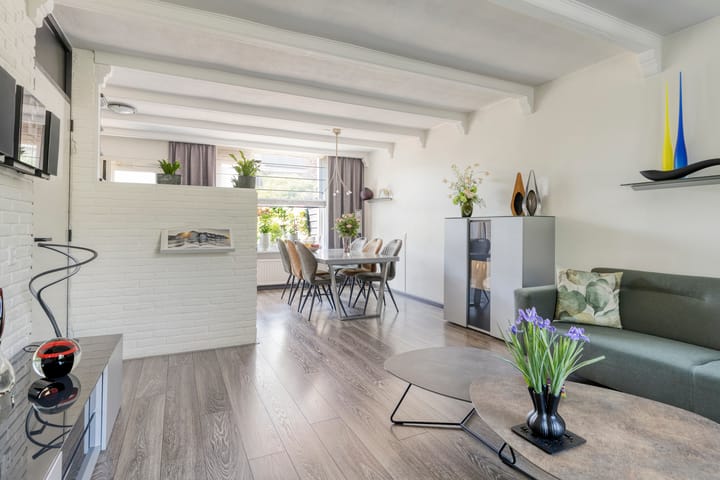 Tussenwoning te koop: De Panneboeter 64, Hendrik-Ido-Ambacht