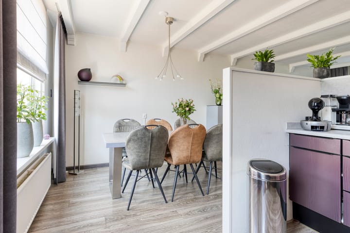 Tussenwoning te koop: De Panneboeter 64, Hendrik-Ido-Ambacht