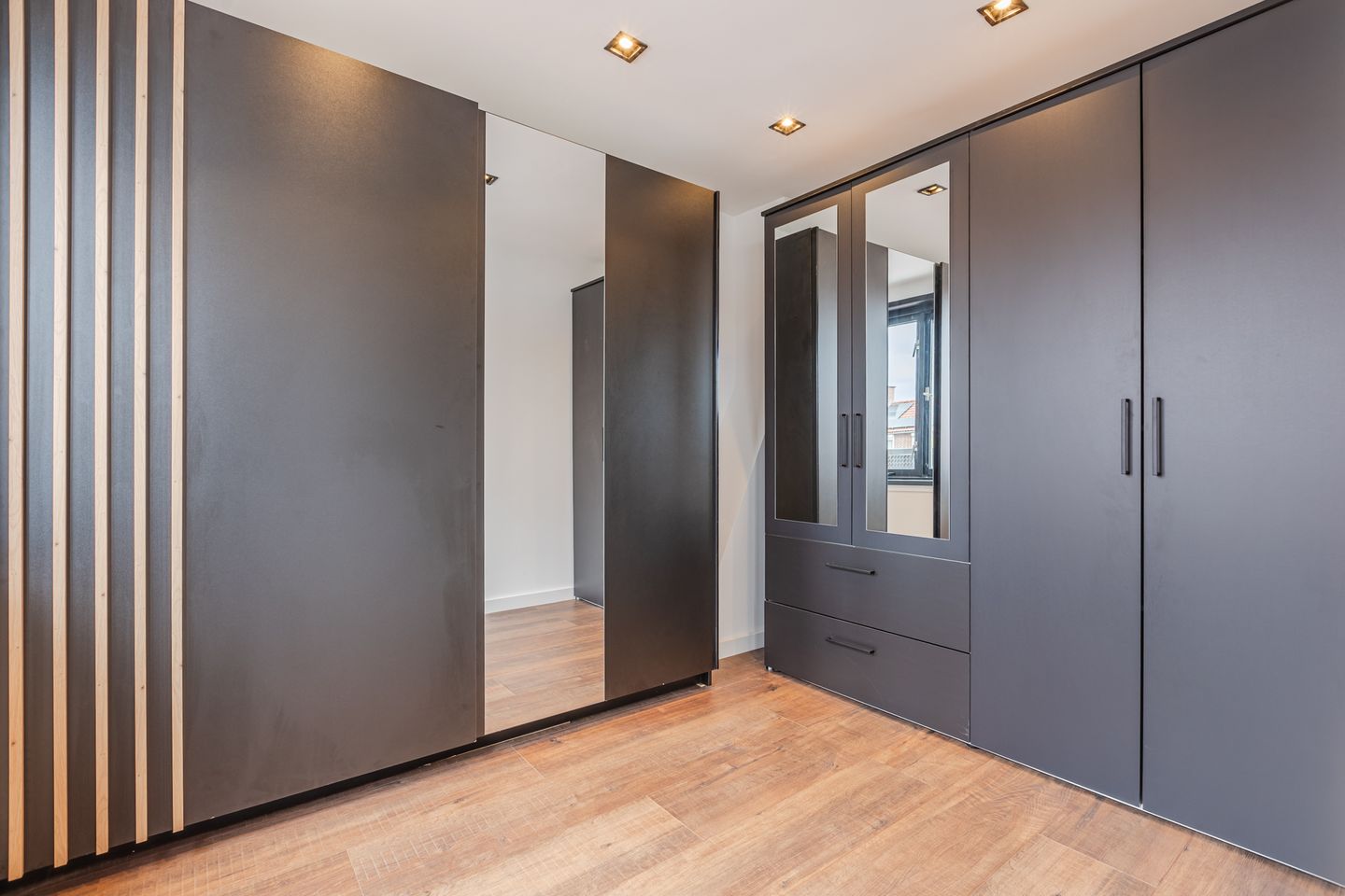 Photo 19 of Graaf Willem I straat 28