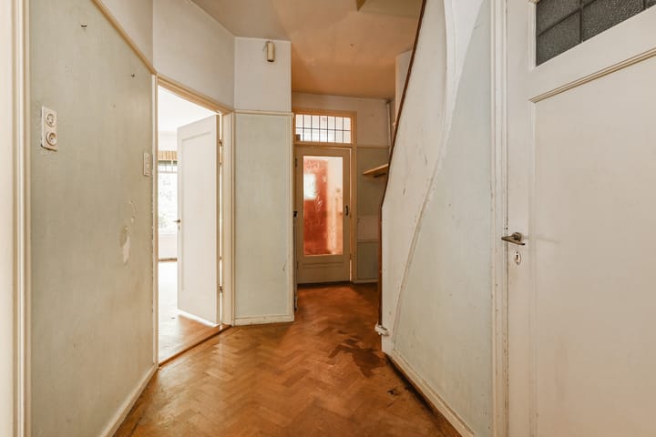 Tussenwoning te koop: Van Ouwenlaan 32, 'S-Gravenhage