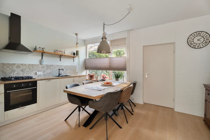 Tussenwoning te koop: Schippersmeen 139, Harderwijk