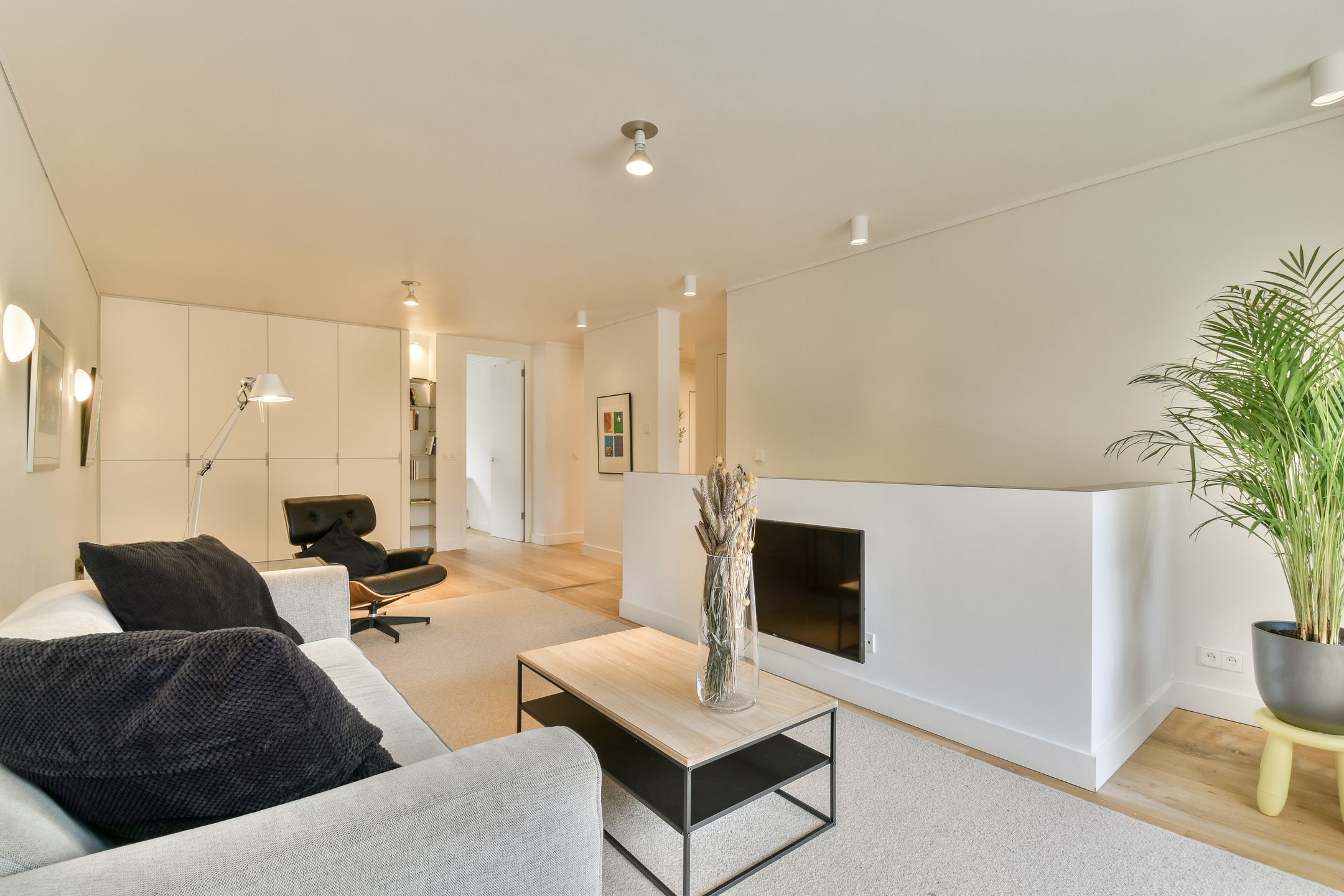 Photo 3 of Lizzy Ansinghstraat 60