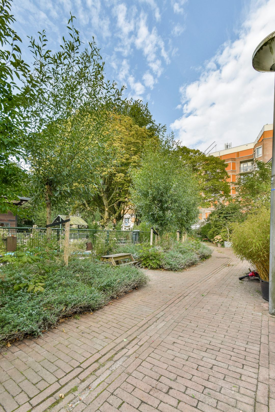 Photo 31 of Lizzy Ansinghstraat 60