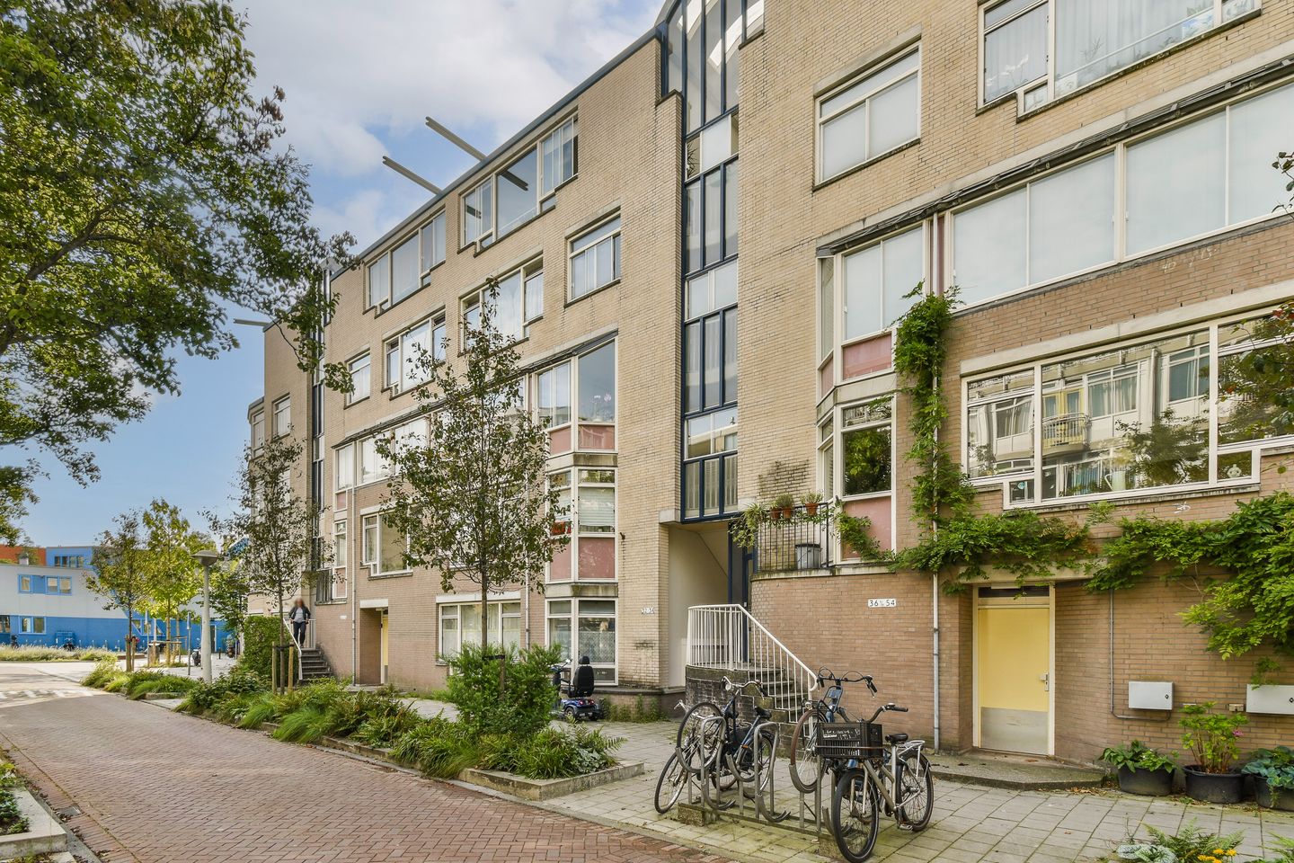 Photo 4 of Lizzy Ansinghstraat 60