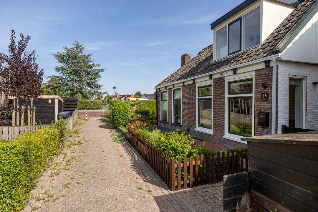Foto 7 van Uniabuert 18