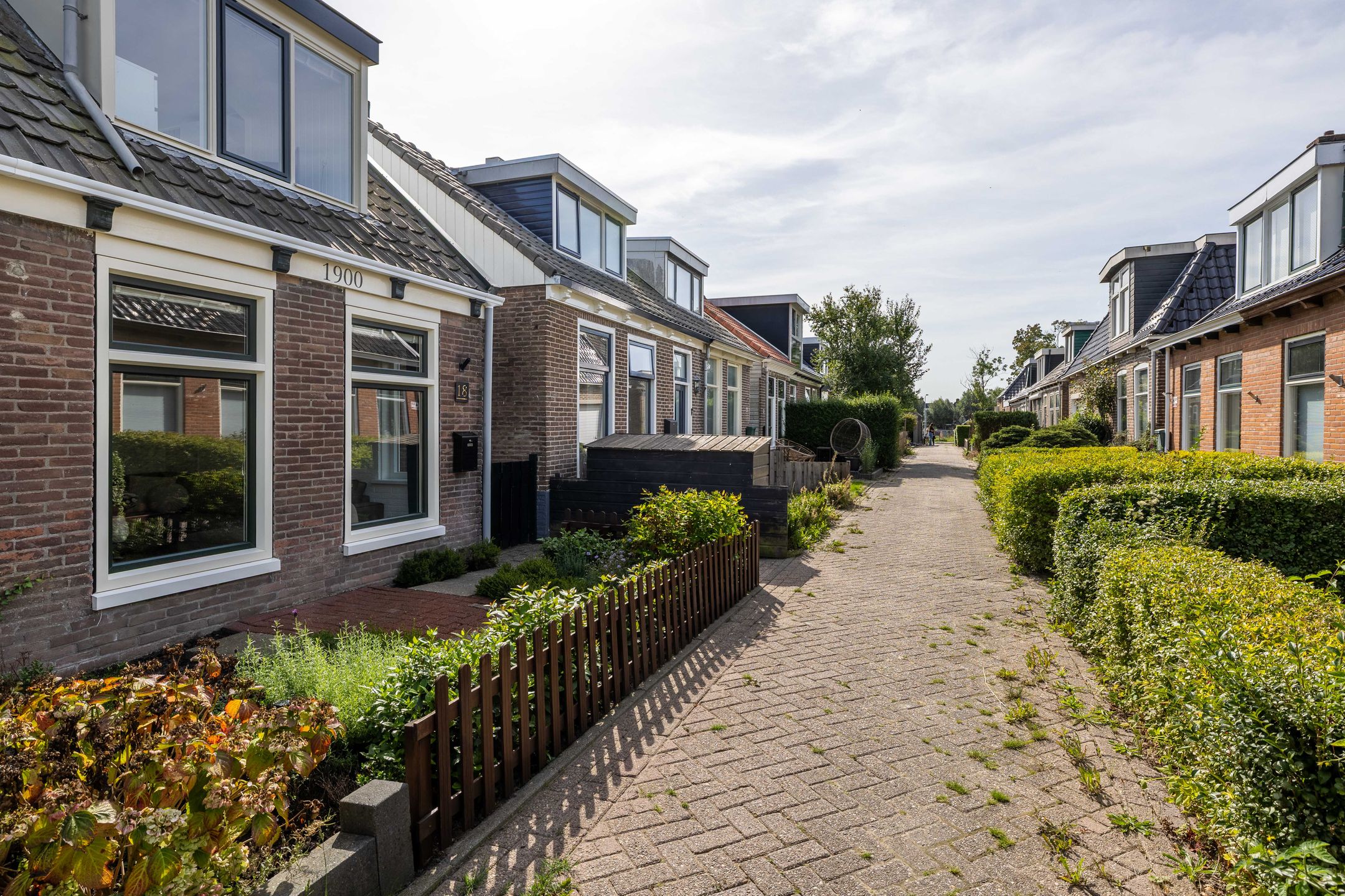 Foto 6 van Uniabuert 18