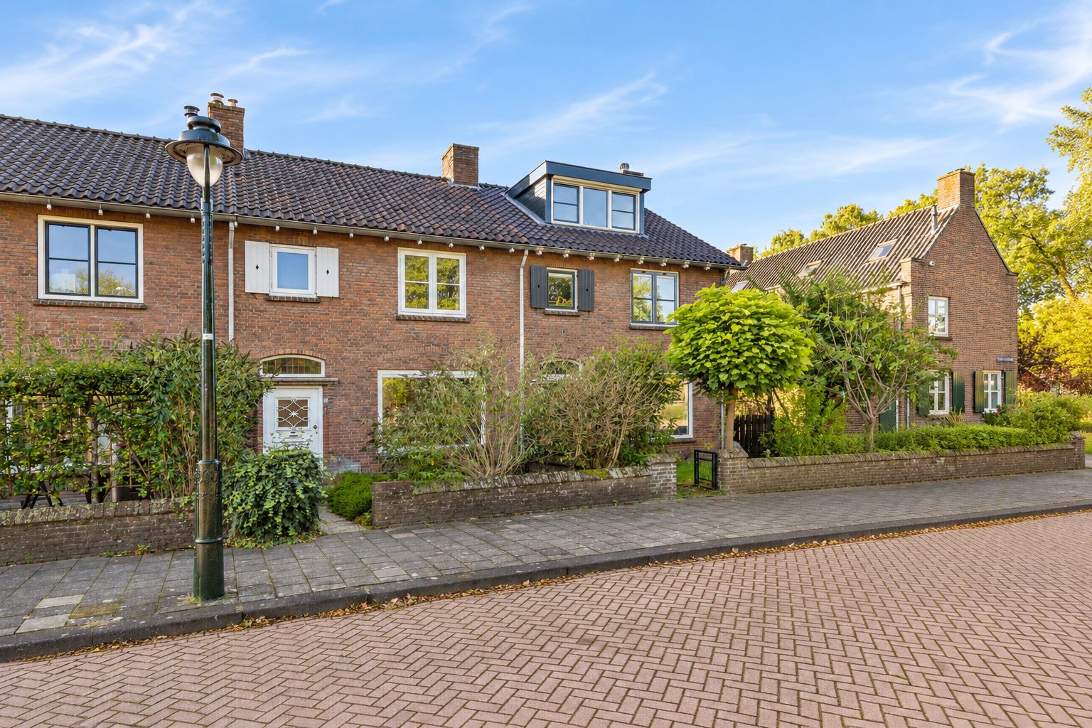 Foto 27 van Frederik Hendriklaan 133