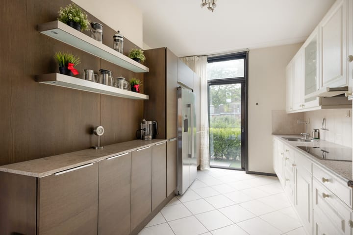 Tussenwoning te koop: Scholekstersingel 78, 'S-Gravenhage