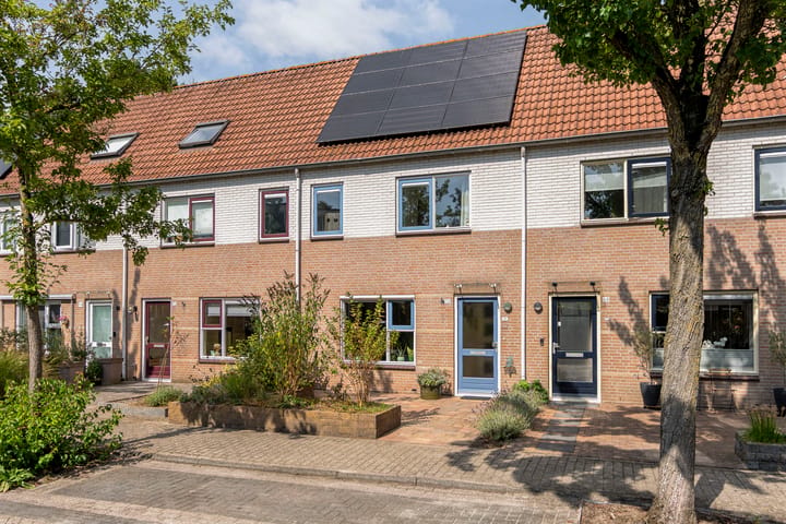 Tussenwoning te koop: Patrijs 70, Meppel