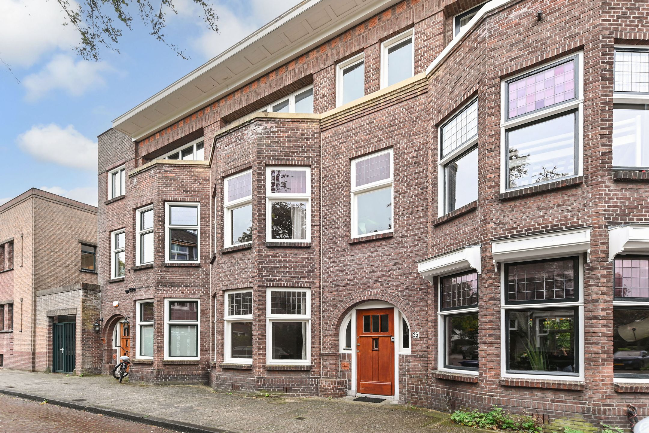 Schiefbaanstraat 25 