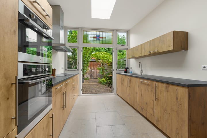 Hoekwoning te koop: Ferdinand Bolstraat 2A, Utrecht