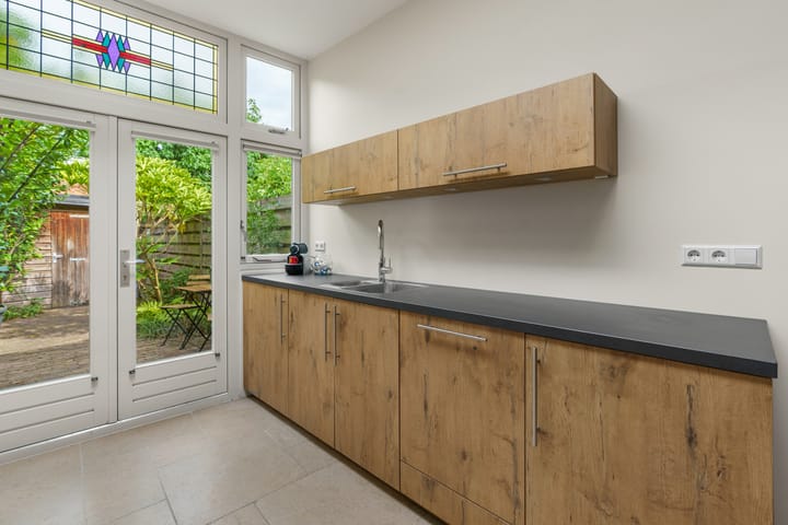 Hoekwoning te koop: Ferdinand Bolstraat 2A, Utrecht