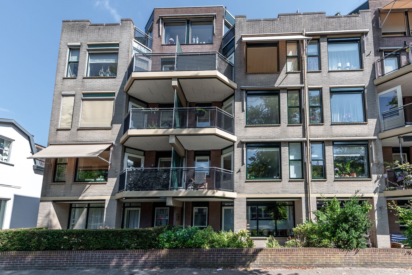 Foto 1 van Loolaan 6-J