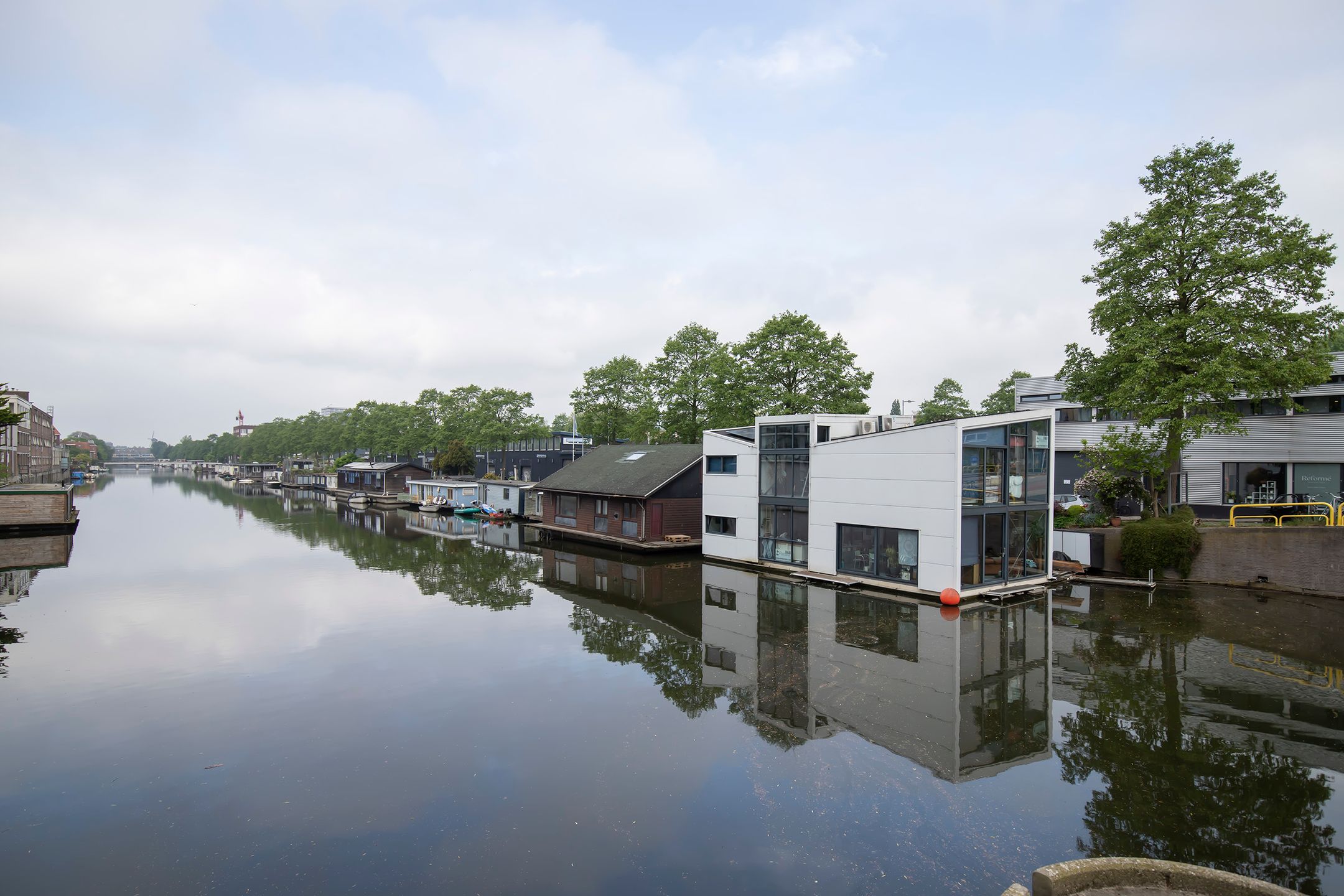 Foto 42 van Th. K. van Lohuizenlaan 252