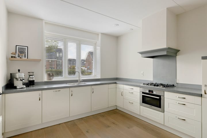 Tussenwoning te koop: Sabelpootlaan 7, Barneveld