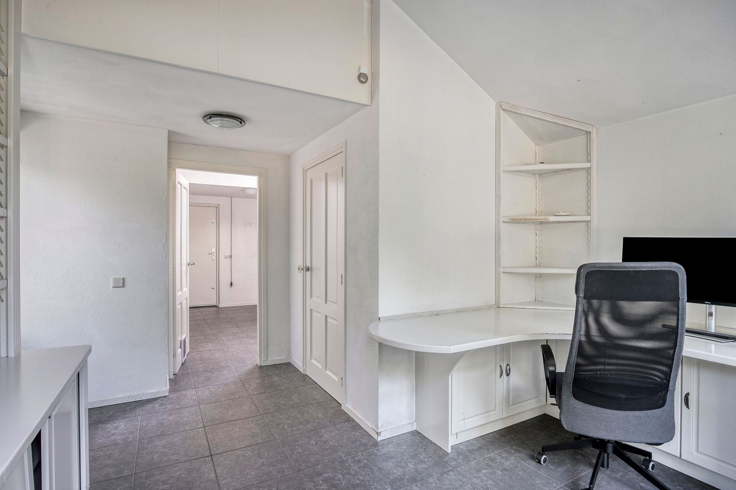 Photo 19 of Locht 34