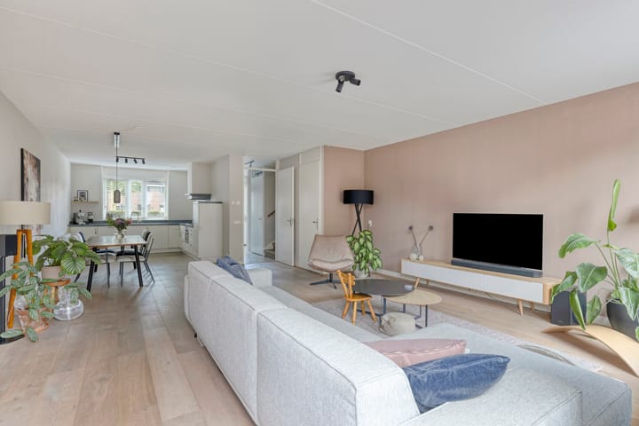 Tussenwoning te koop: Sabelpootlaan 7, Barneveld