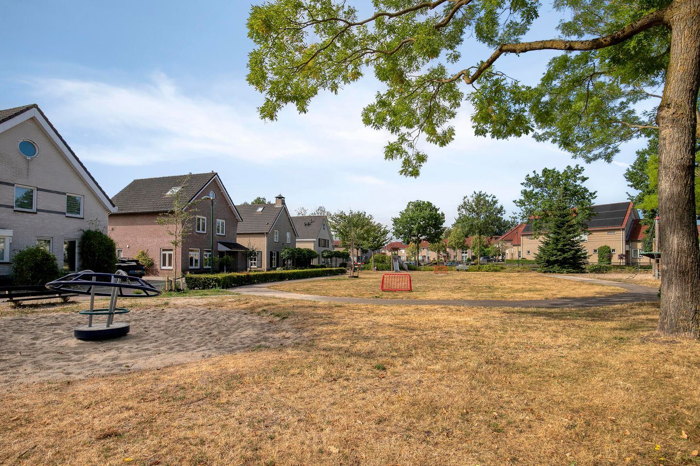 Photo 50 of Locht 34