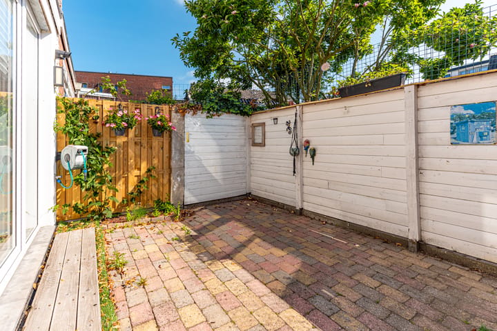 Tussenwoning te koop: Hilvertsweg 13, Hilversum