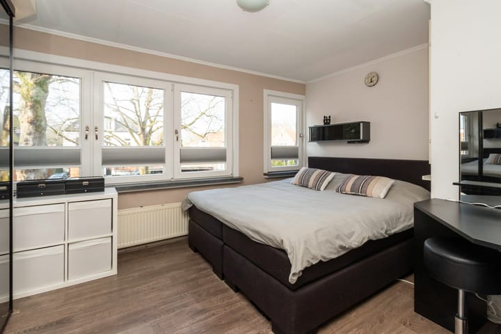 Tussenwoning te koop: Hilvertsweg 13, Hilversum