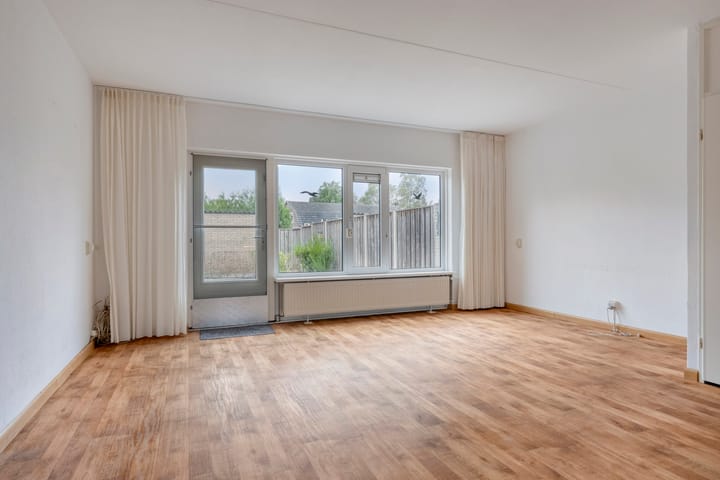Tussenwoning te koop: Jacob Clementstraat 22, Budel-Schoot