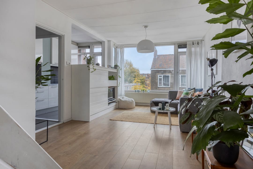 Photo 2 of Jonker Fransstraat 115-D