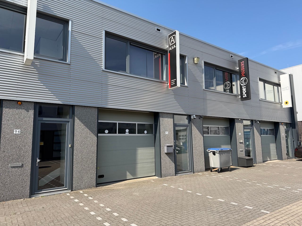 View photo 1 of Laan van Waalhaven 92