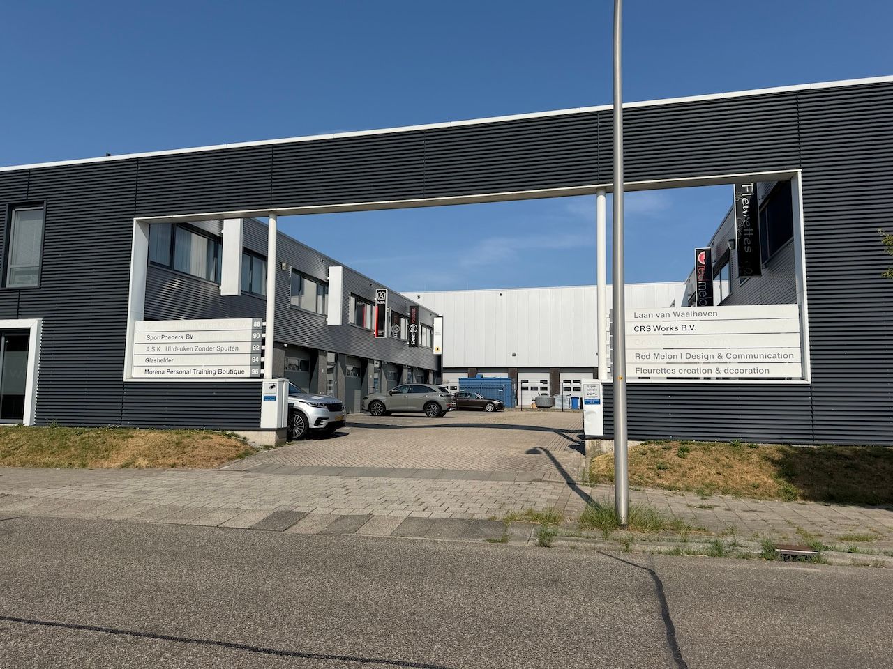 View photo 4 of Laan van Waalhaven 92
