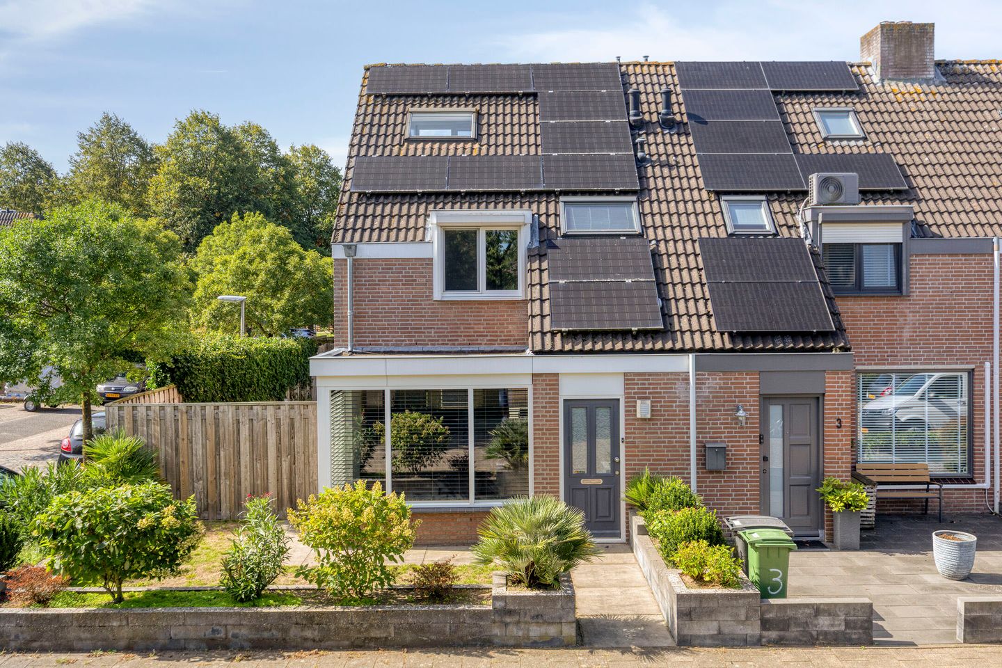 Foto 1 van Van Limburg Stirumlaan 1