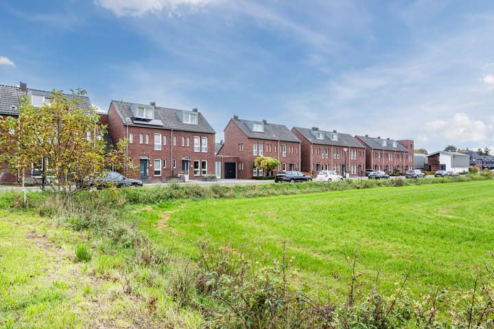 Tussenwoning te koop: Leeuwerik 9, Mierlo