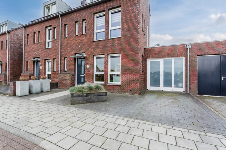 Tussenwoning te koop: Leeuwerik 9, Mierlo