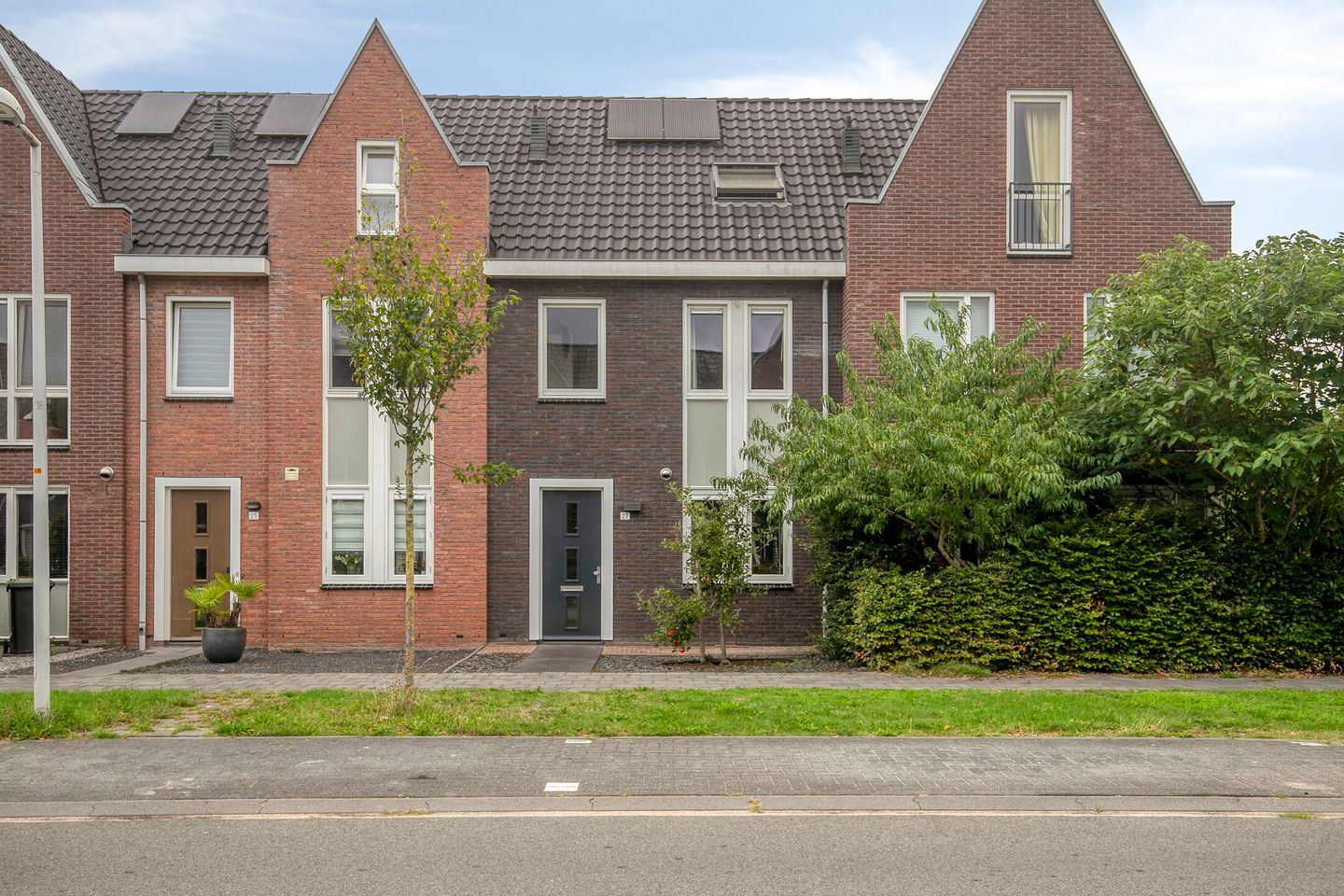 Foto 1 van Minorcalaan 27